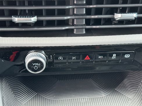 New 2026 Ford Explorer Active image 23