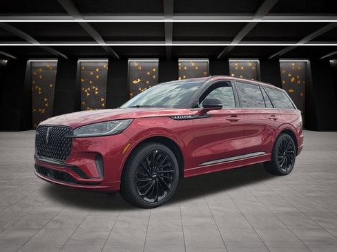 New 2026 Lincoln Aviator Reserve w/ Luxury Package RWD image 4