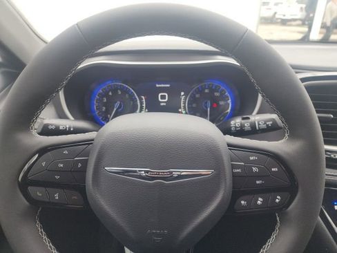 New 2026 Chrysler Pacifica Select image 14