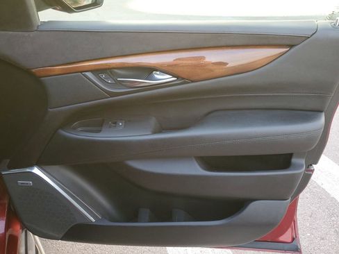 Used 2016 Cadillac Escalade Luxury image 13