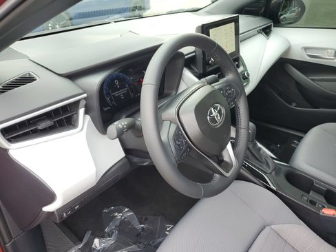 Certified 2024 Toyota Corolla LE w/ LE Convenience Package FWD image 18