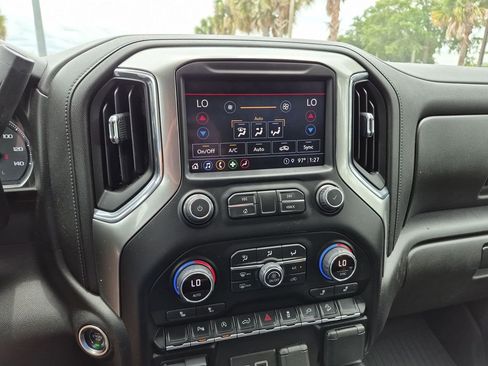 Used 2021 Chevrolet Silverado 1500 LT Trail Boss w/ Convenience Package II AWD/4WD image 17
