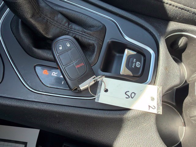Used 2019 Jeep Cherokee Latitude Plus FWD image 30