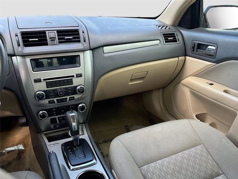 Used 2012 Ford Fusion SE image 21