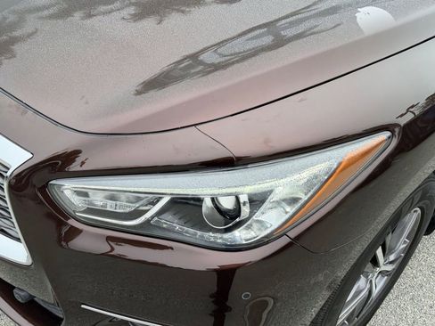 Used 2019 INFINITI QX60 Luxe w/ Essential Package image 34