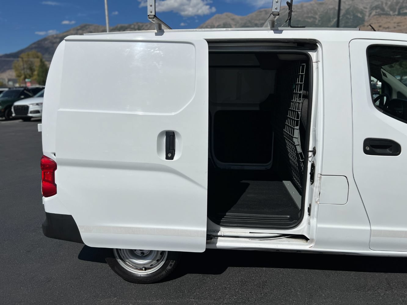Used 2019 Nissan NV200 S w/ Cruise Control Package FWD image 24