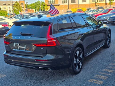 Used 2020 Volvo V60 T5 Cross Country w/ Protection Package Premier AWD/4WD image 4