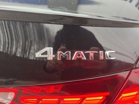 Used 2022 Mercedes-Benz C 300 4MATIC Sedan image 11