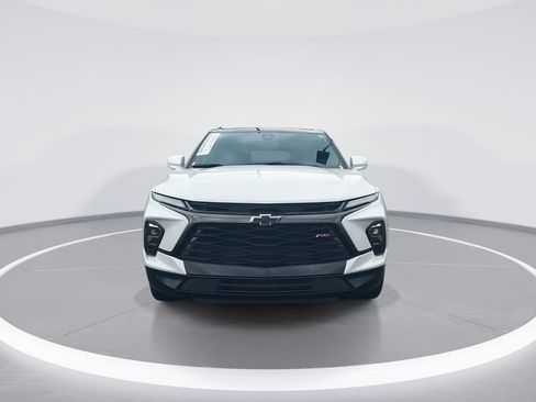 Used 2023 Chevrolet Blazer RS w/ Enhanced Convenience Package FWD image 3