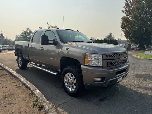 Used 2013 Chevrolet Silverado 3500 LTZ w/ LTZ Plus Package AWD/4WD image 3