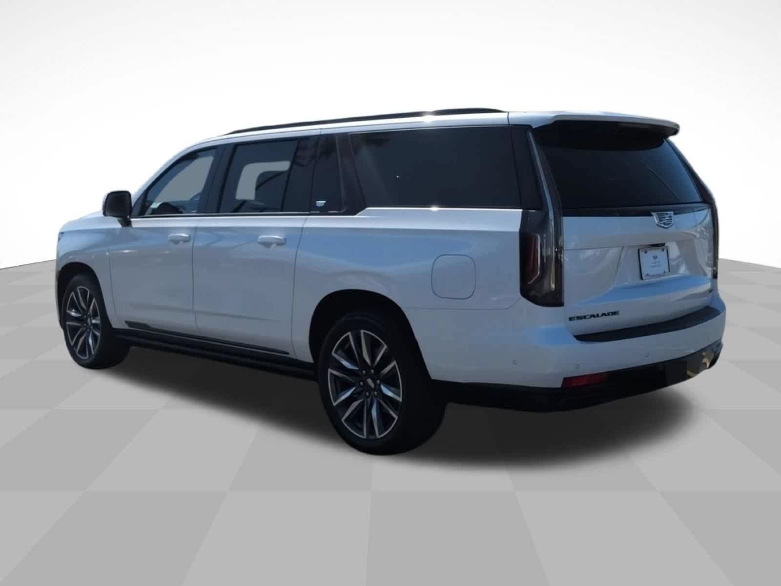 Used 2021 Cadillac Escalade ESV Sport Platinum AWD/4WD image 7