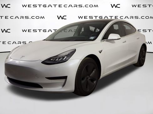 Used 2020 Tesla Model 3 Standard Range image 1