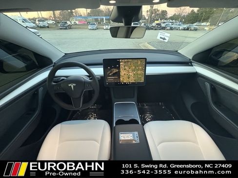 Used 2024 Tesla Model Y Long Range image 18
