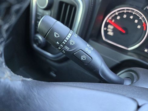 Used 2021 Chevrolet Silverado 1500 LT Trail Boss w/ Bed Protection Package image 19