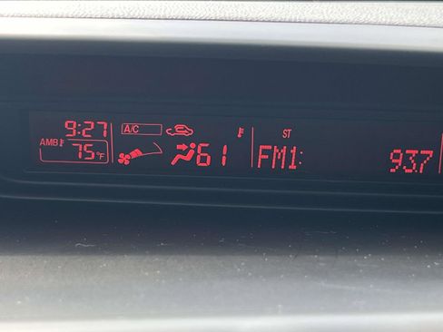 Used 2012 MAZDA MAZDA5 Sport FWD image 18