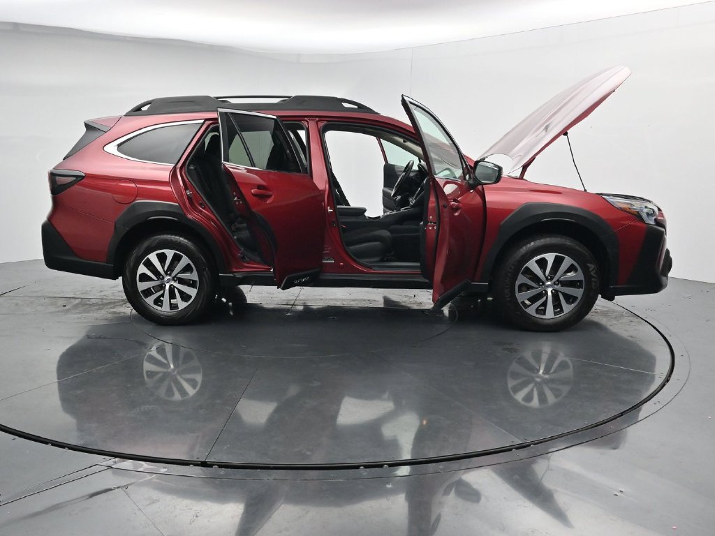 Used 2024 Subaru Outback Premium AWD/4WD image 41