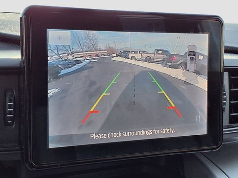 Used 2021 Ford Explorer XLT image 7