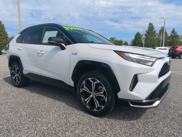 Certified 2024 Toyota RAV4 XSE w/ Weather Package AWD/4WD image 1