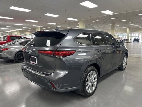 Certified 2020 Toyota Highlander Limited image 7
