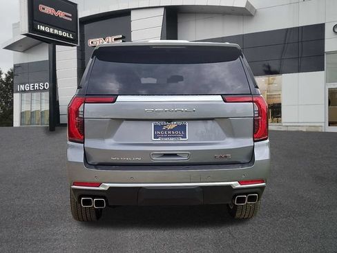Used 2026 GMC Yukon Denali w/ Sun & Power Step Package AWD/4WD image 24