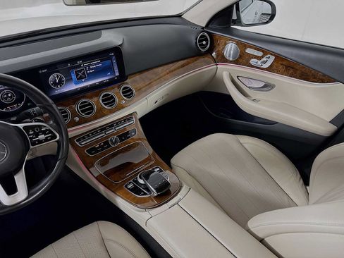 Used 2020 Mercedes-Benz E 350 4MATIC Sedan image 31