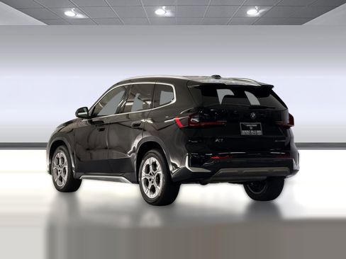 Used 2025 BMW X1 xDrive28i w/ Convenience Package image 3