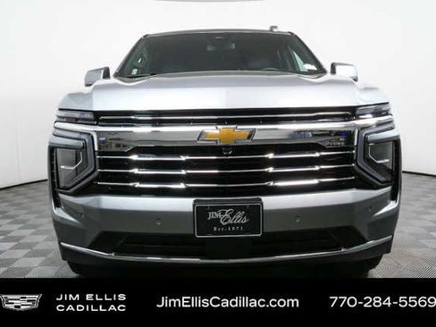 Used 2025 Chevrolet Tahoe LT AWD/4WD image 35