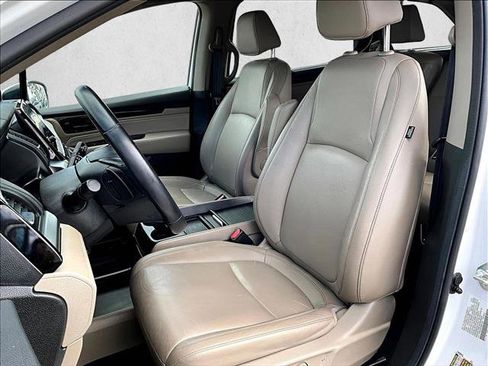 Used 2024 Honda Odyssey Touring image 24