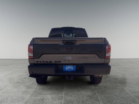 Used 2024 Nissan Titan PRO-4X image 4