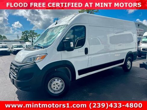 Used 2023 RAM ProMaster 2500 image 2
