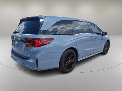 Used 2025 Honda Odyssey Sport-L image 11