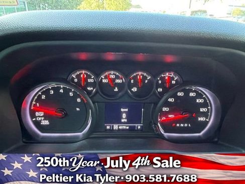Used 2024 Chevrolet Silverado 1500 Custom Trail Boss w/ LPO, Dark Essentials Package AWD/4WD image 17