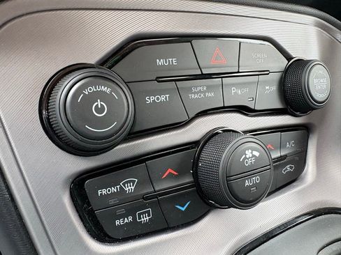 Used 2023 Dodge Challenger R/T w/ T/A Package image 39