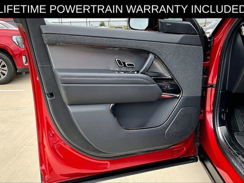Used 2025 Land Rover Range Rover Sport SE AWD/4WD image 23