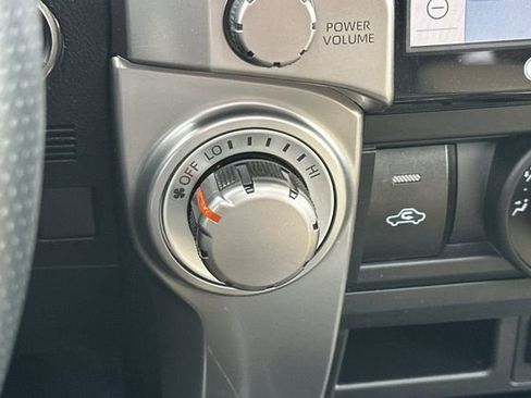 Used 2022 Toyota 4Runner SR5 Premium w/ Moonroof Package image 29