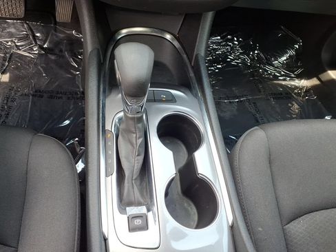 Used 2024 Chevrolet Malibu LT FWD image 11