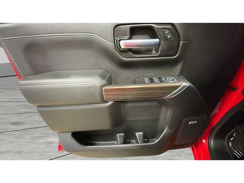 Used 2021 Chevrolet Silverado 1500 LT Trail Boss w/ Convenience Package II image 18