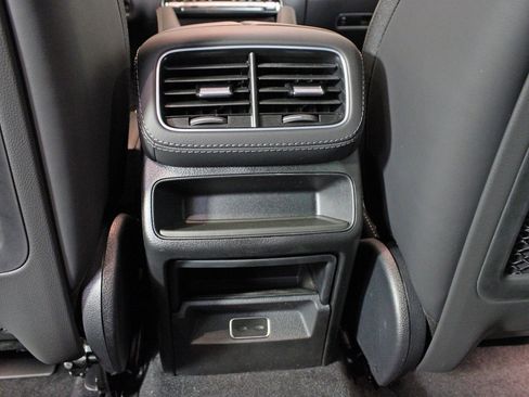 Certified 2025 Mercedes-Benz GLE 53 AMG 4MATIC image 32