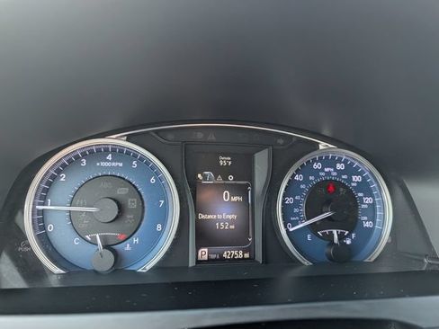 Used 2017 Toyota Camry LE FWD image 25