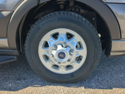 Certified 2024 Ford Transit 350 XLT image 9