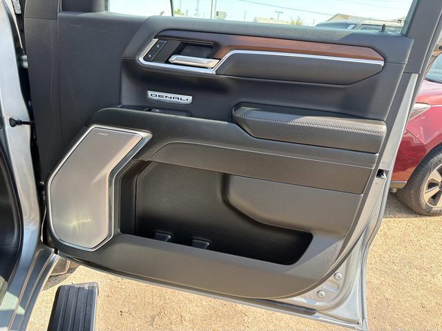 Used 2024 GMC Sierra 1500 Denali AWD/4WD image 18
