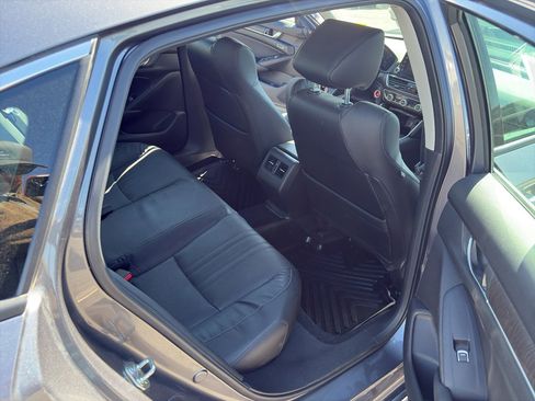 Used 2018 Honda Accord EX-L image 22