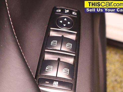 Used 2018 Tesla Model X 75D image 34