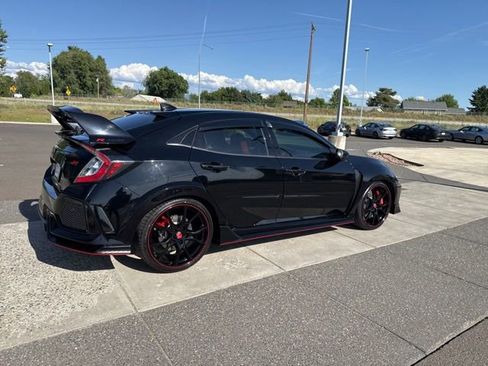 Used 2019 Honda Civic Type R image 4