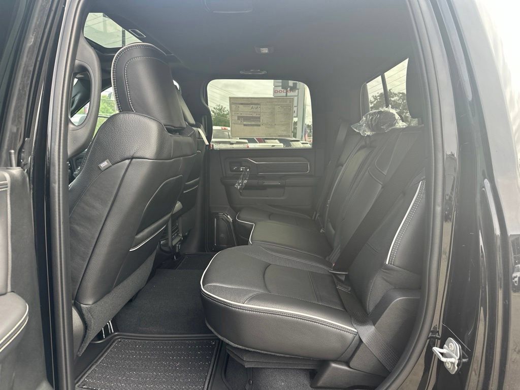 New 2027 RAM 2500 Limited AWD/4WD image 28