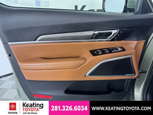 Used 2025 Kia Telluride SX X-Line AWD/4WD image 11