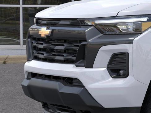 New 2026 Chevrolet Colorado LT w/ LT Convenience Package AWD/4WD image 24