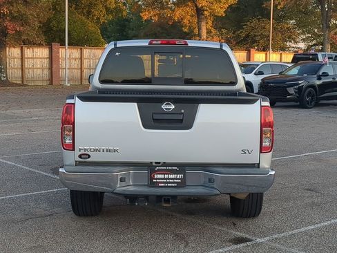 Used 2019 Nissan Frontier SV image 7