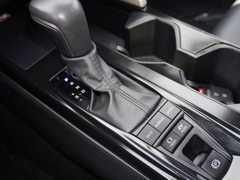 Certified 2025 Toyota Camry SE image 18