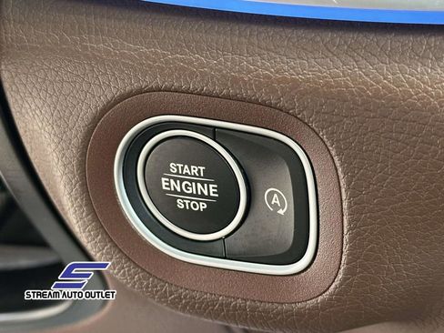 Used 2024 Mercedes-Benz GLE 350 4MATIC image 30